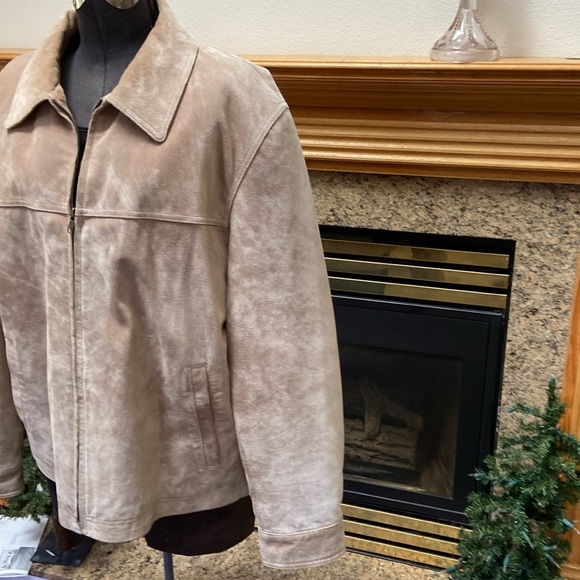 Norm Thompson Mens Tan Suede Jacket - Picture 2 of 15